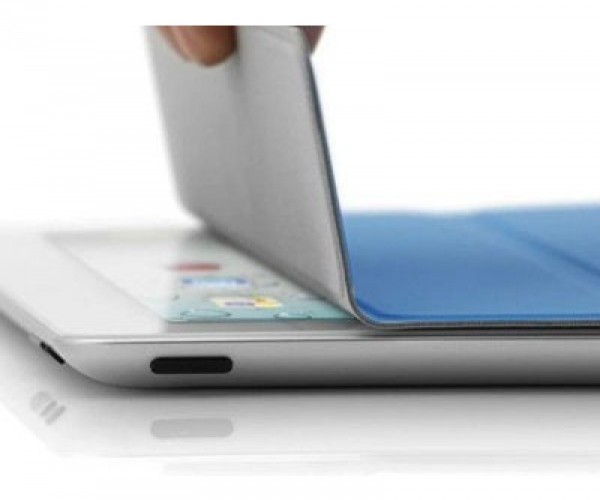 بررسی صفحه نمایش ثانویه iPad در اسمارت کاور توسط اپل