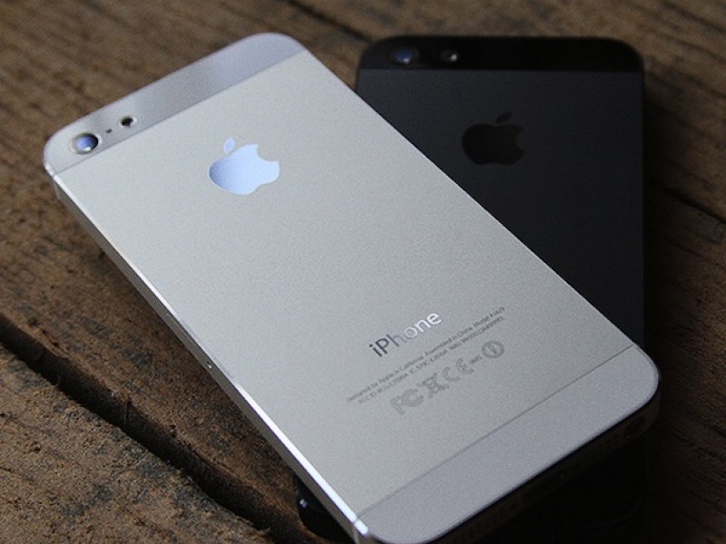 مقدمات اپل برای عرضه iPhone 5s در ماه June/July