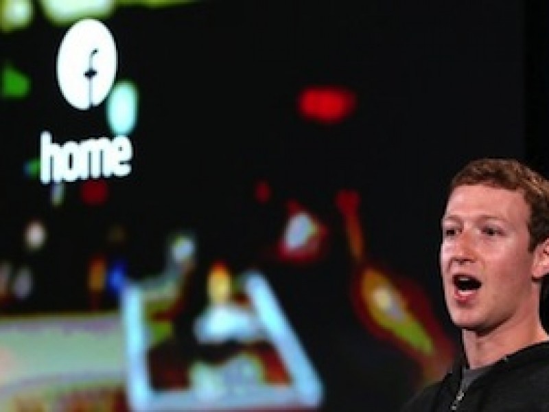 مذاکره فیسبوک با اپل در خصوص ارایه Facebook Home برای آیفون